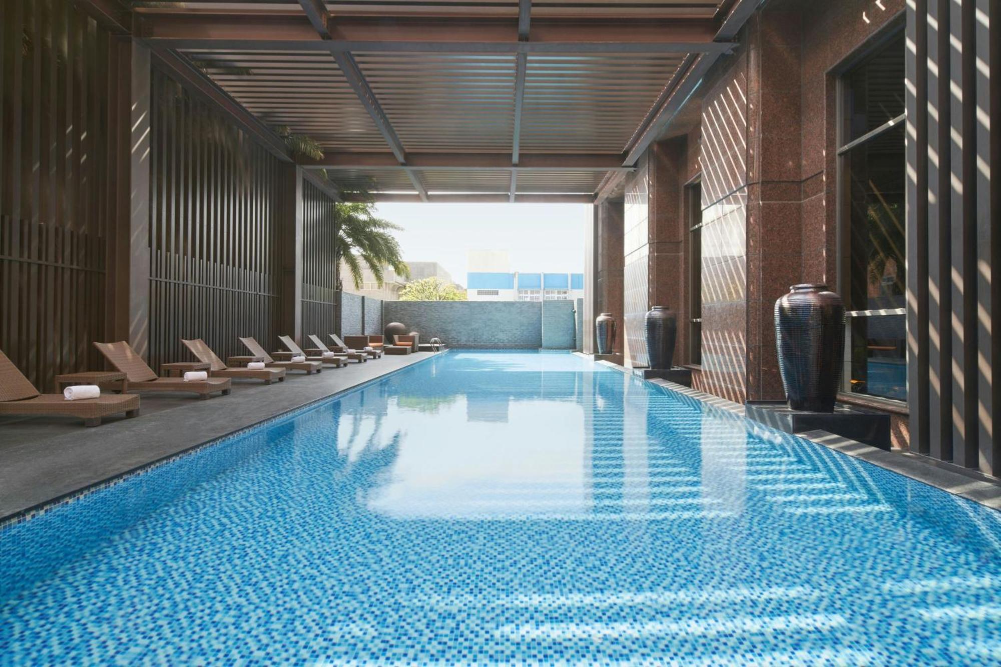 Sheraton Taitung Hotel Dış mekan fotoğraf The swimming pool at The Hari