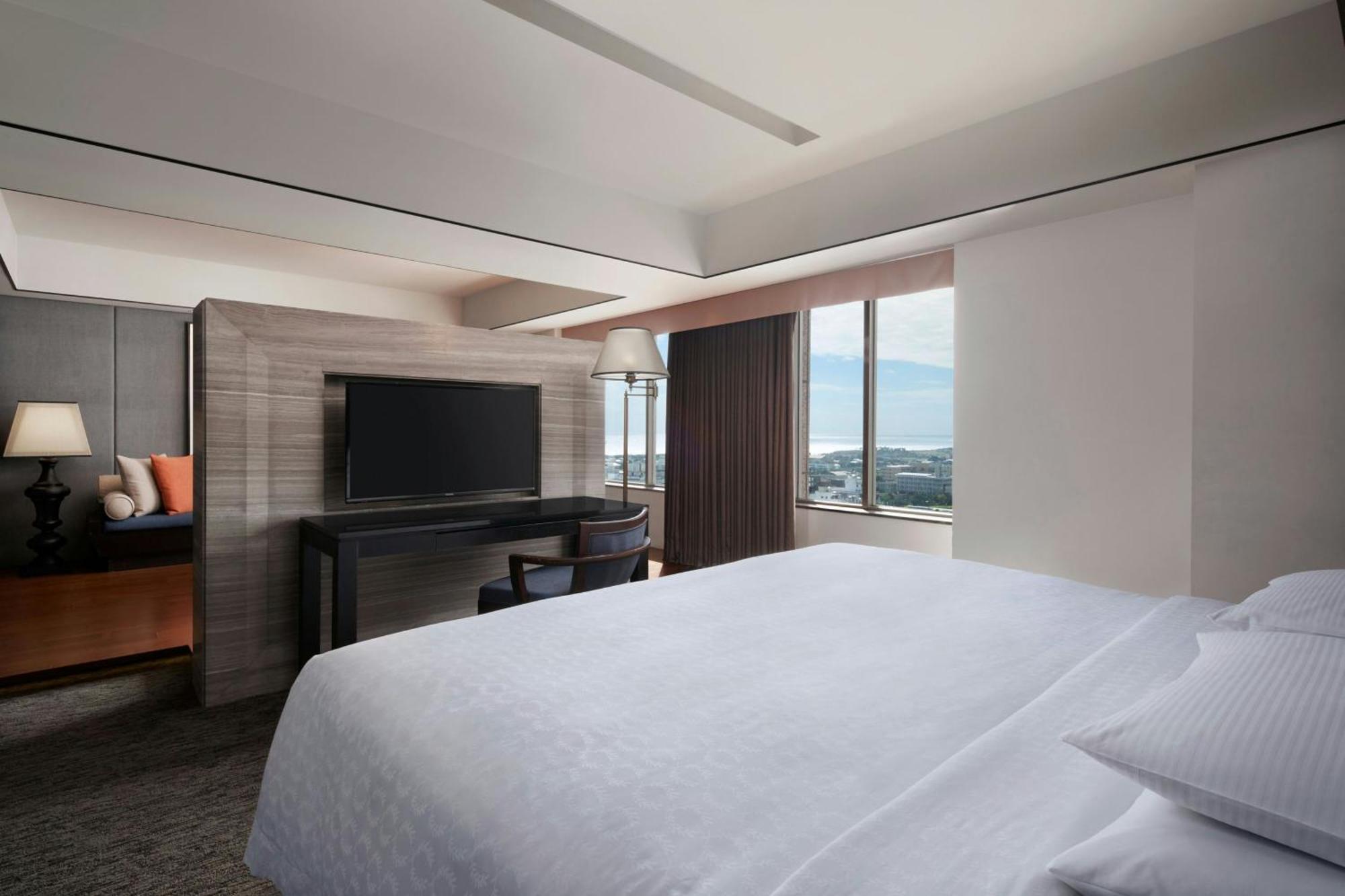 Sheraton Taitung Hotel Dış mekan fotoğraf A bedroom at the hotel