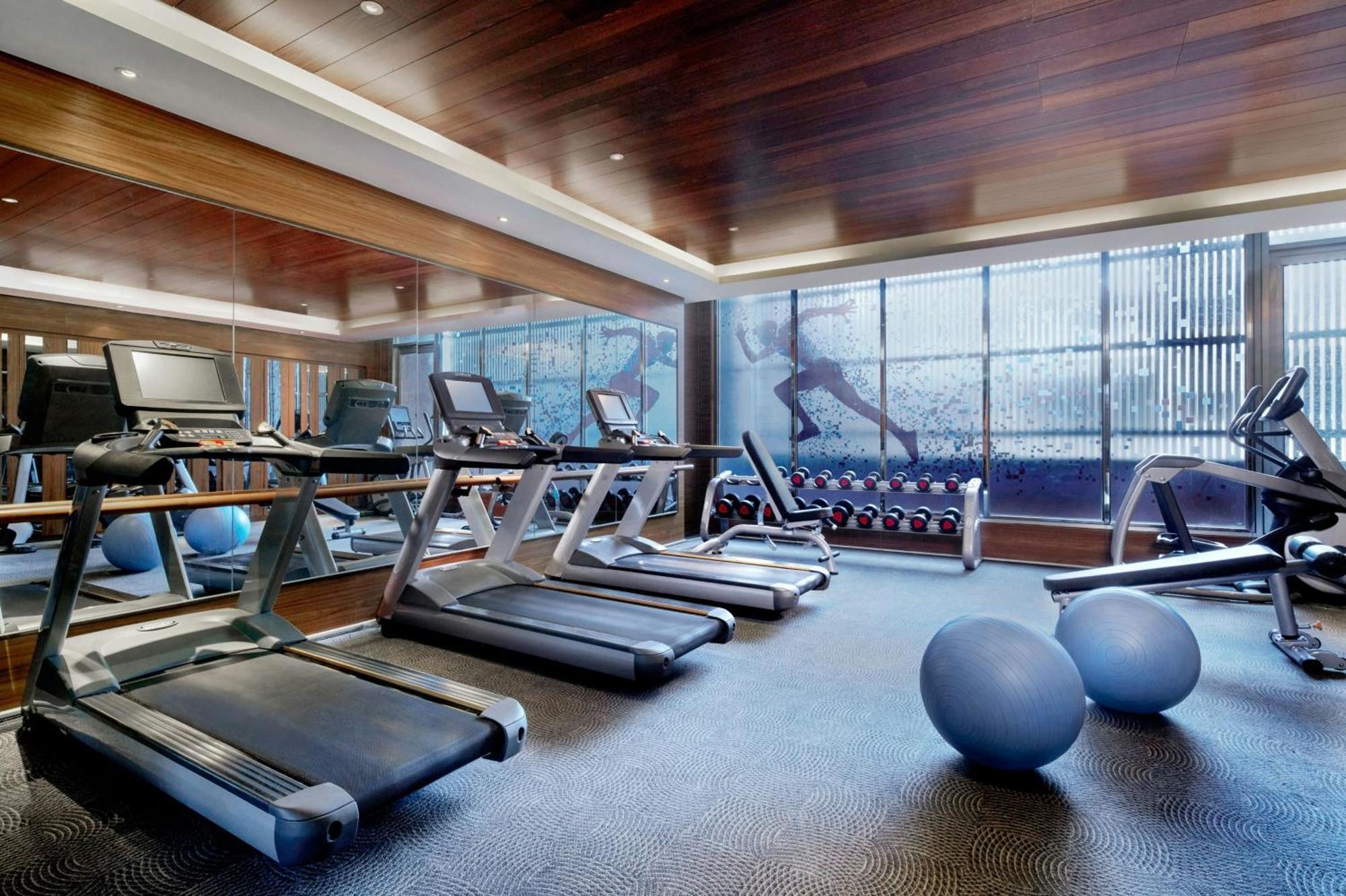 Sheraton Taitung Hotel Dış mekan fotoğraf The gym at the hotel